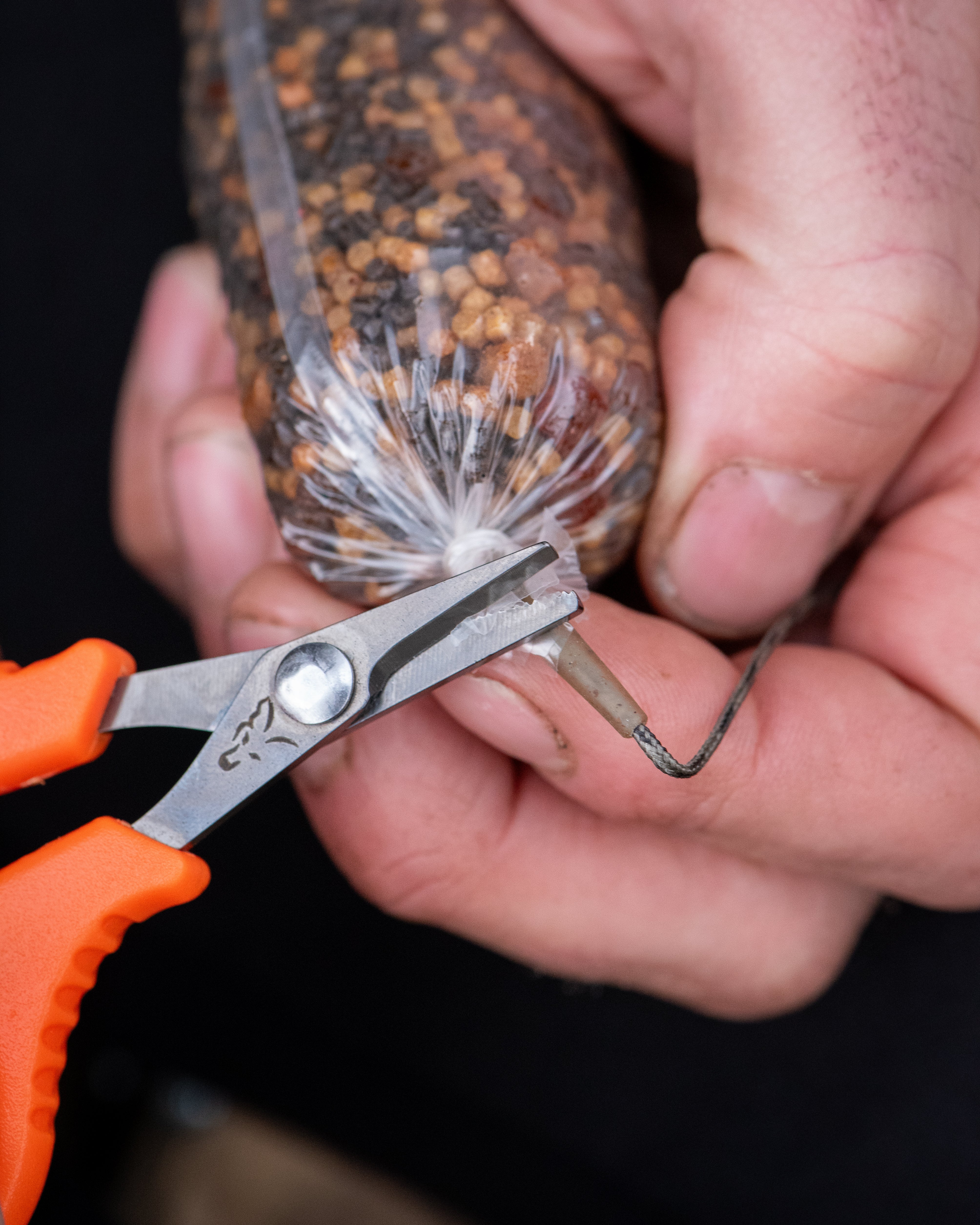 Fox - Edges Titanium Braid Scissors