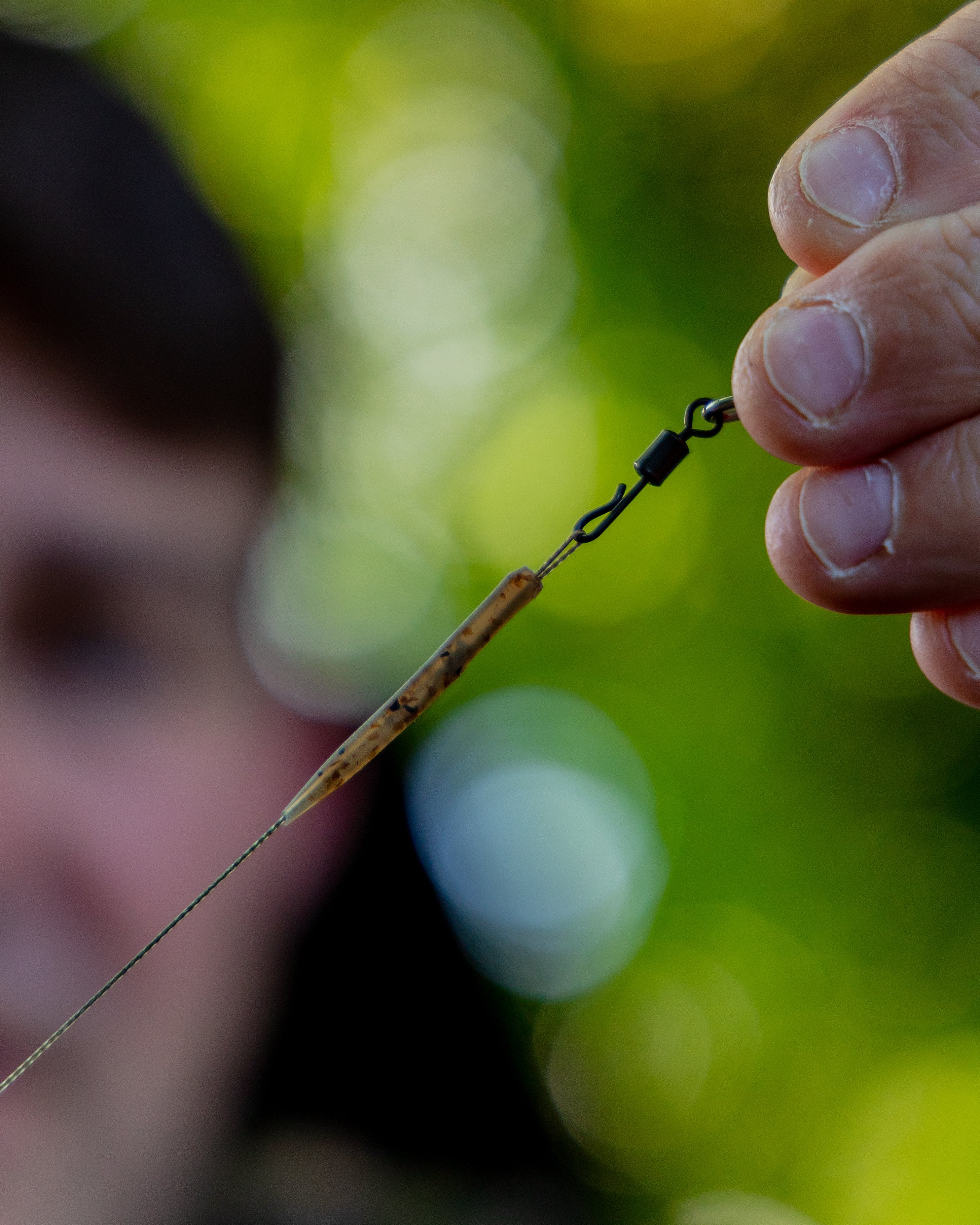 Fox - Edges Wide Gape Size 4 25lb Camotex Semi Stiff 2pcs