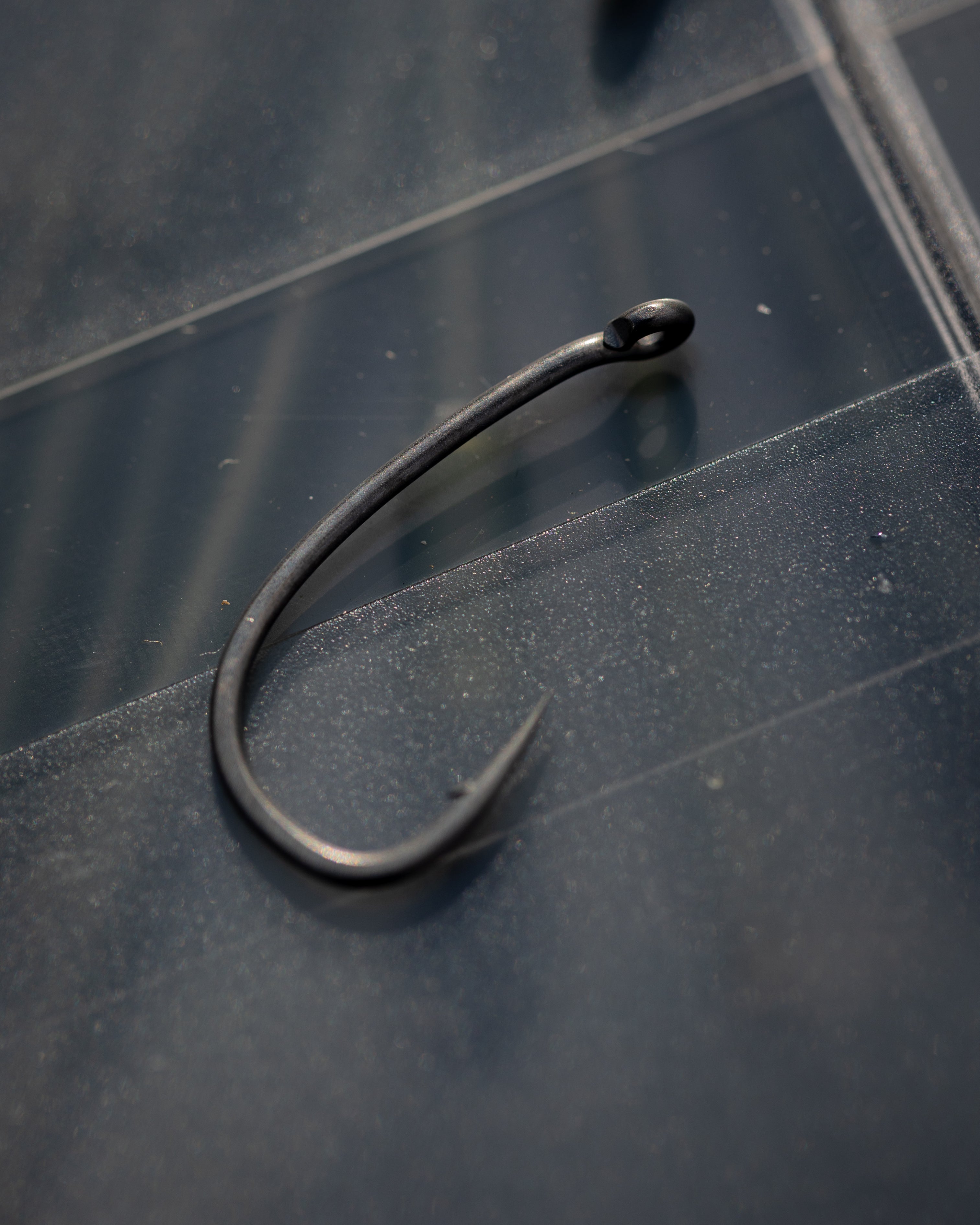 Fox - Edges Armapoint Wide Gape Long Shank