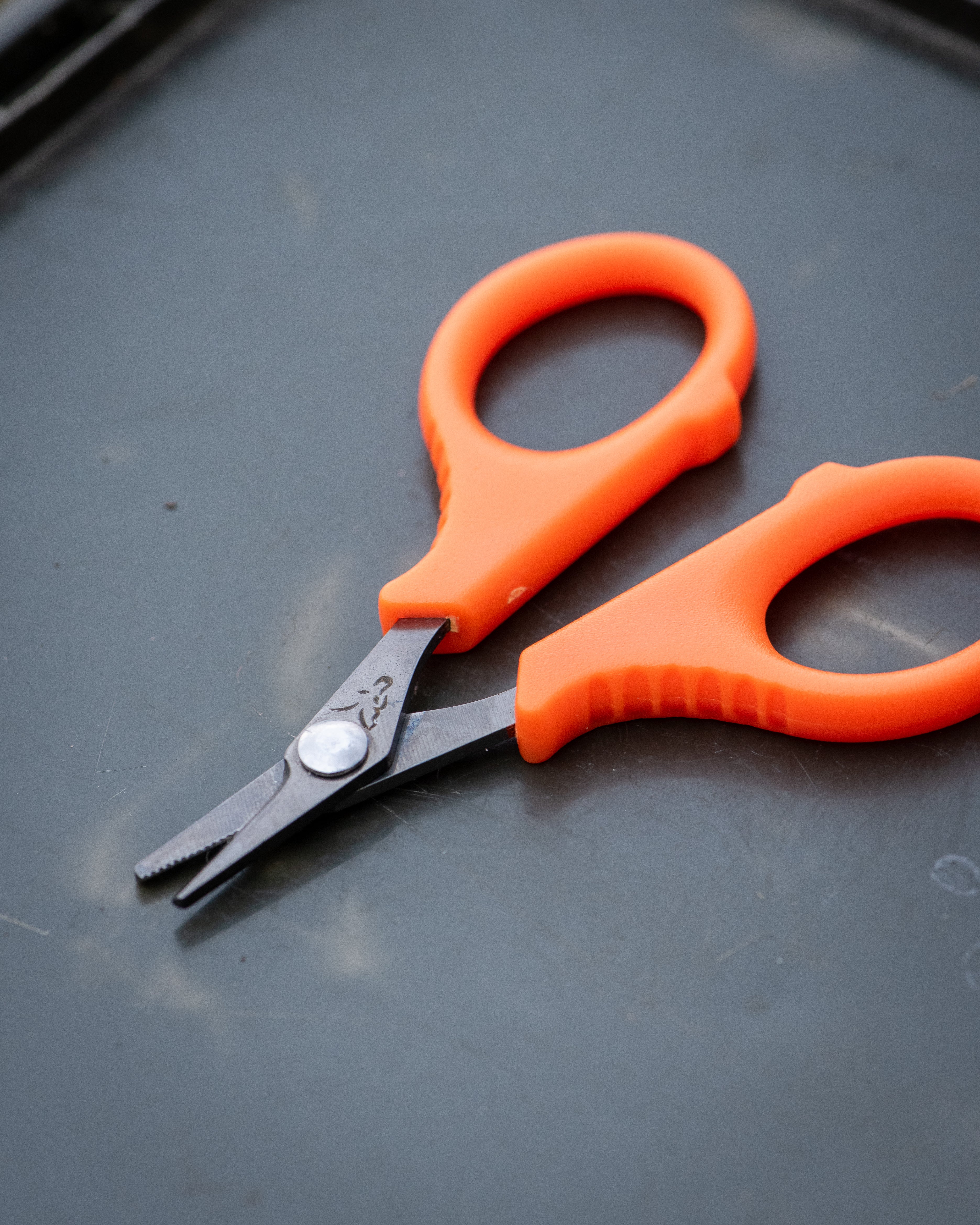 Fox - Edges Titanium Braid Scissors