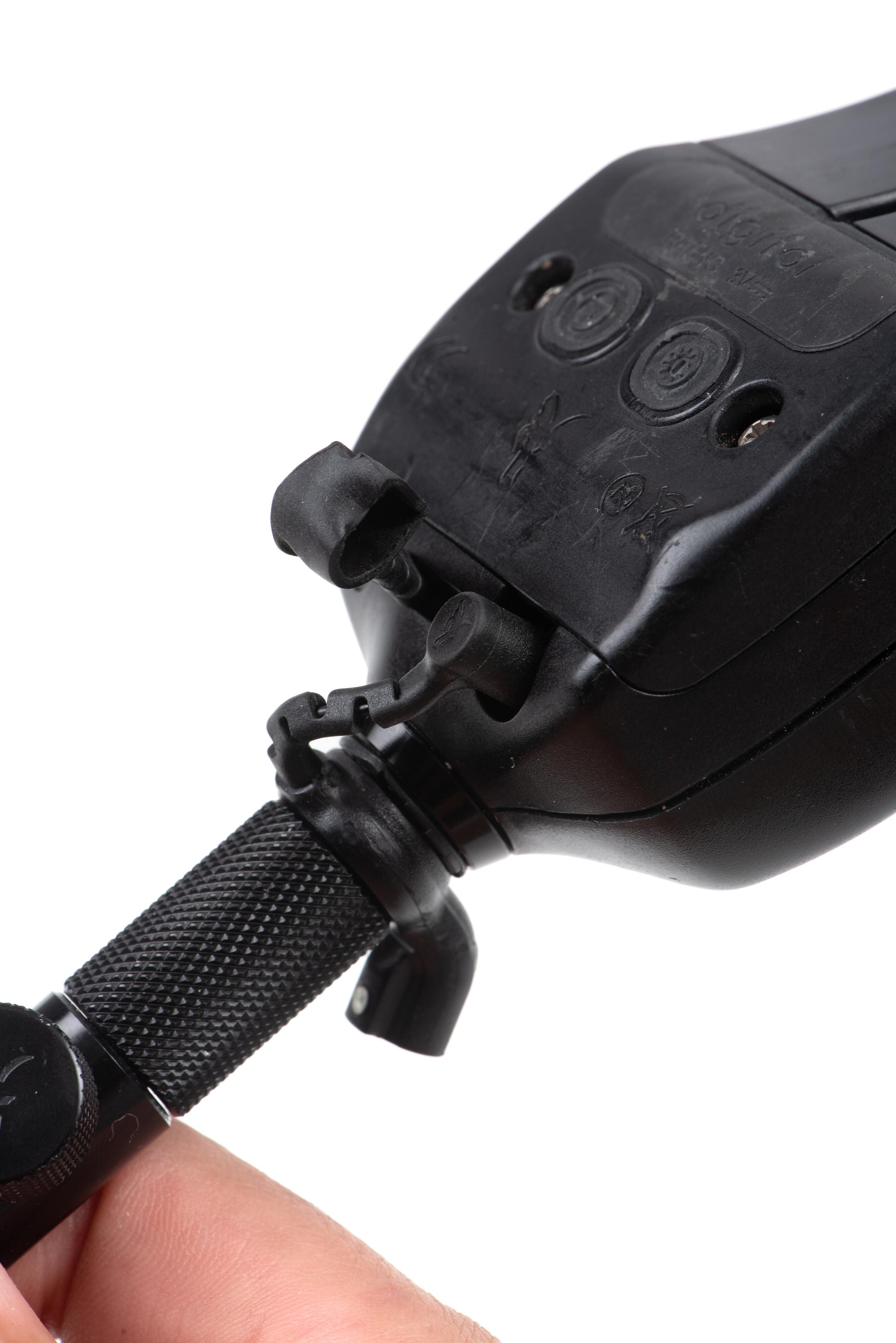 Fox - Black Label Dumpy Halo Bobbin - RED
