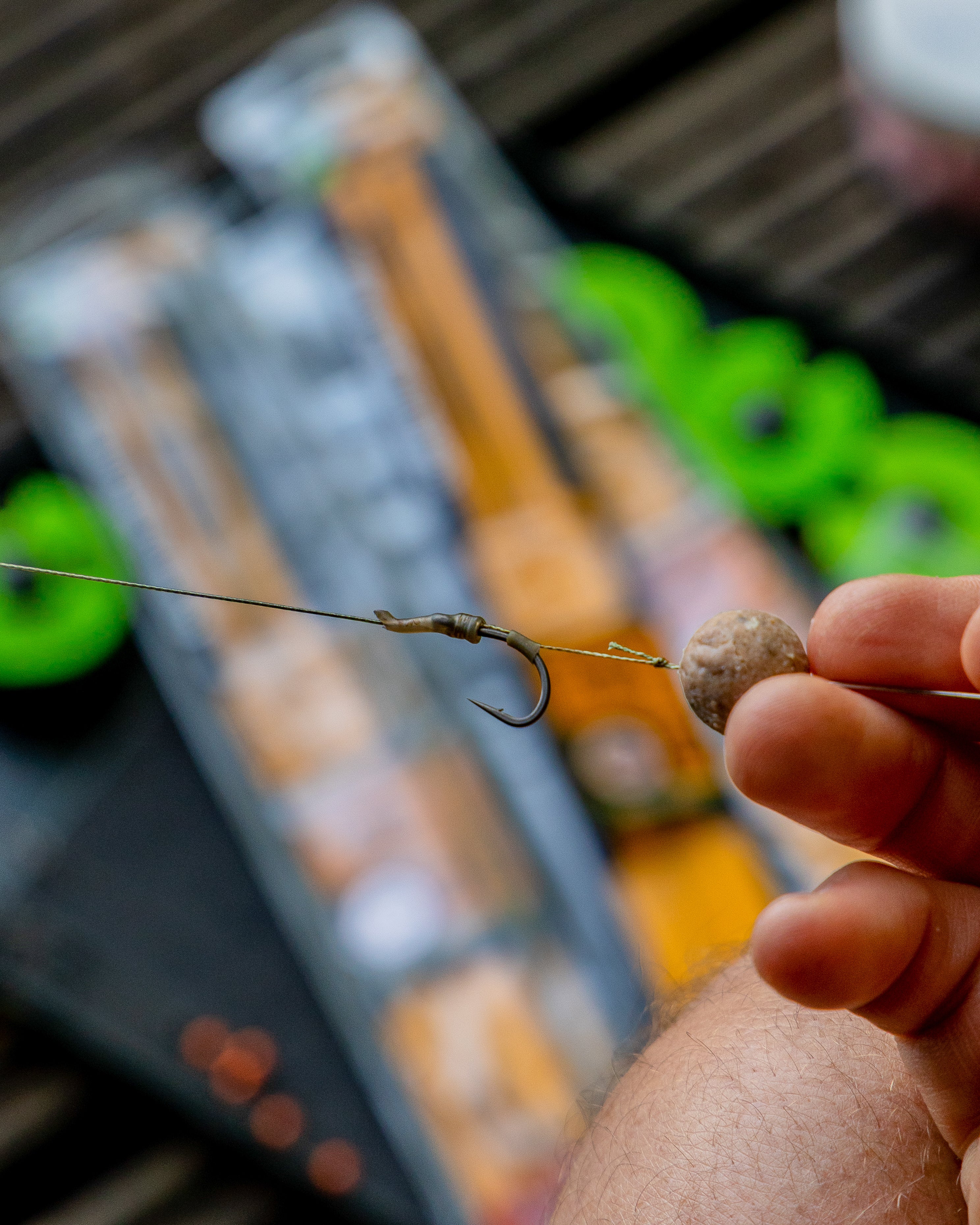 Fox - Edges Curve Short Size 4 Barbless 25lb Camotex 2pcs