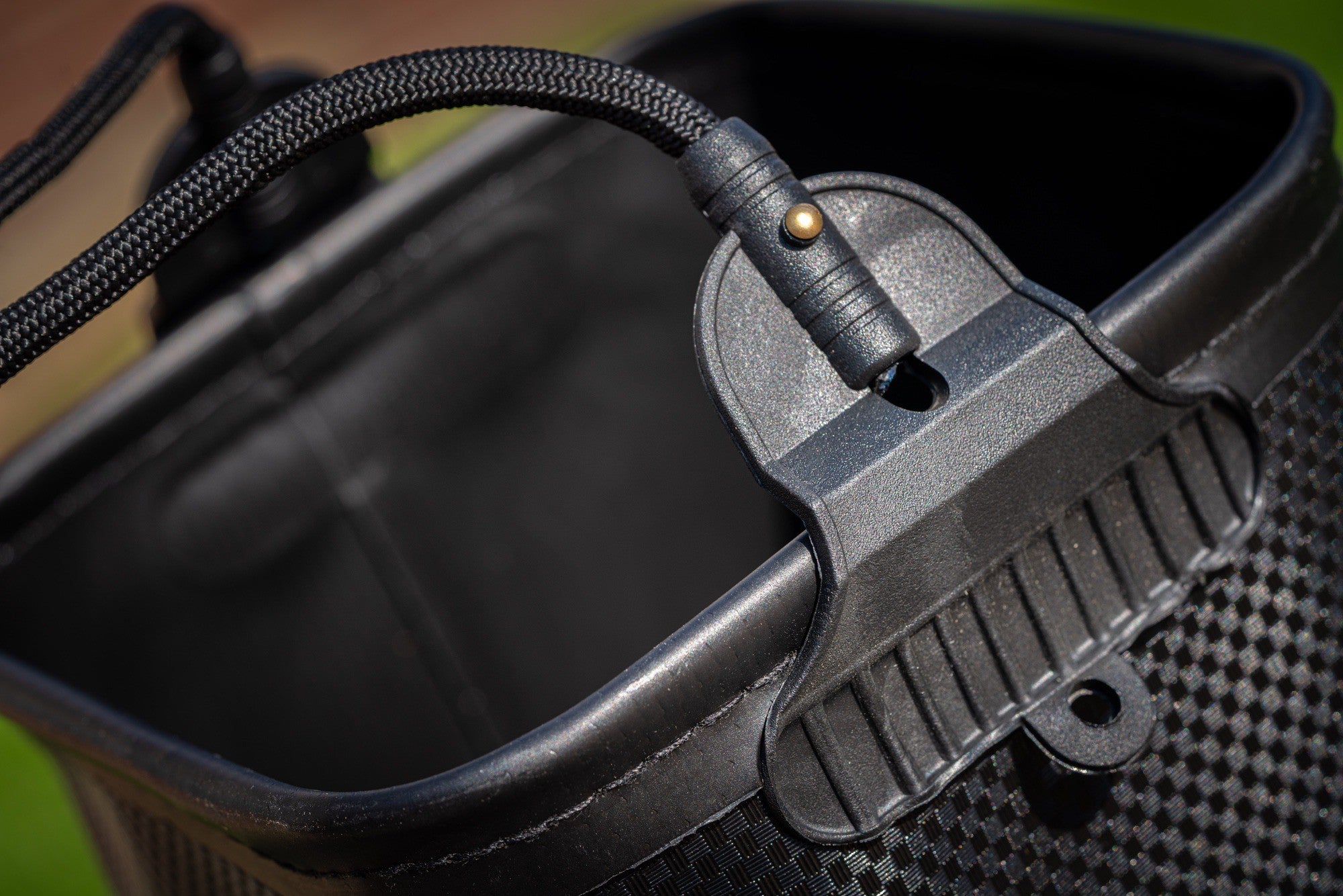 Guru - Fusion H2O Water Bucket