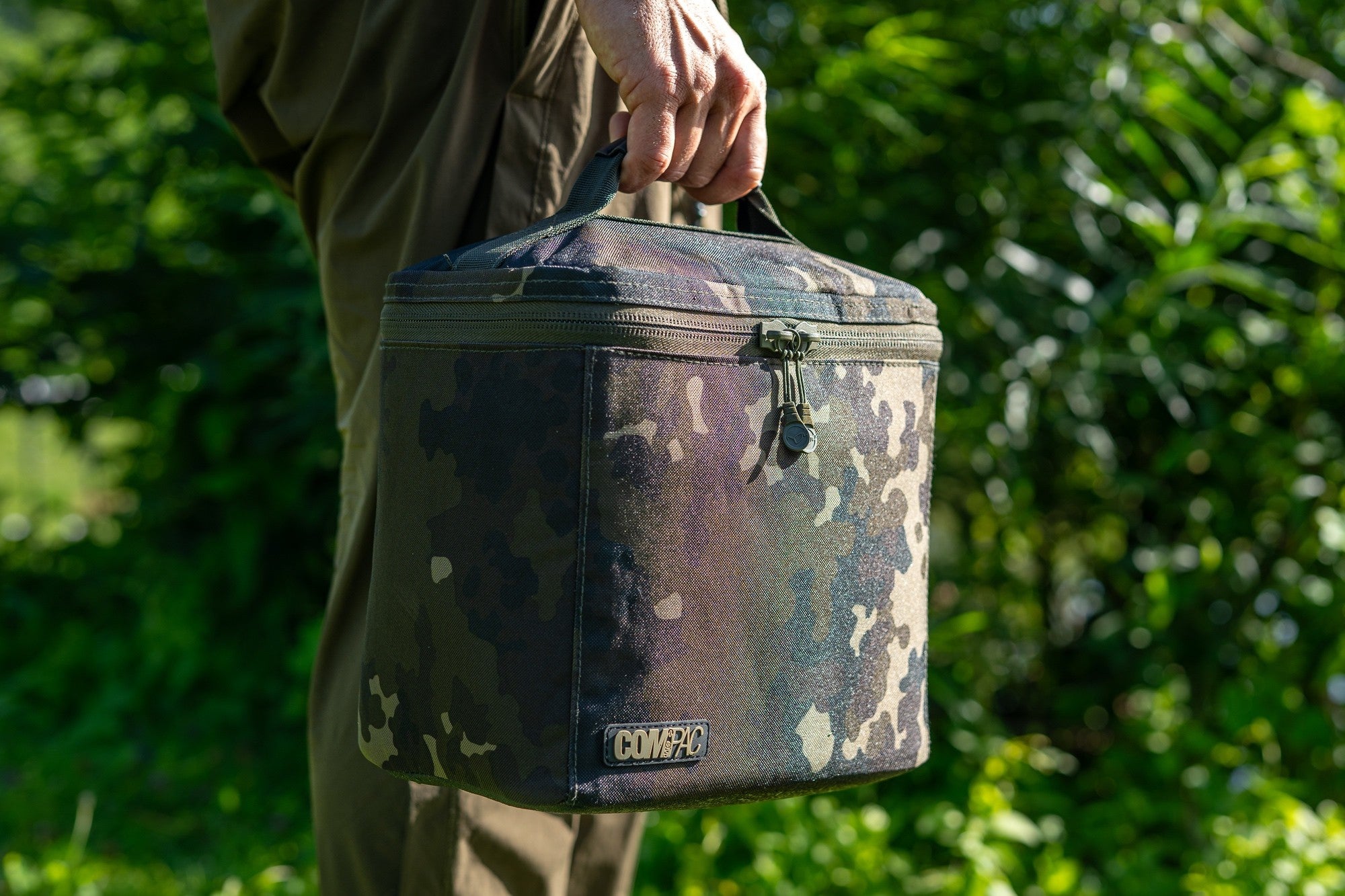 Korda - Compac Cool Bag Medium Dark Kamo