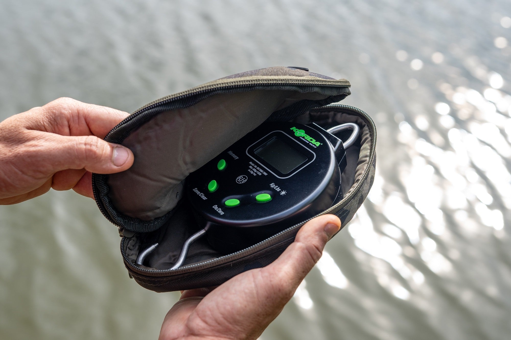 Korda - Compac Digital Scales Pouch Dark Kamo