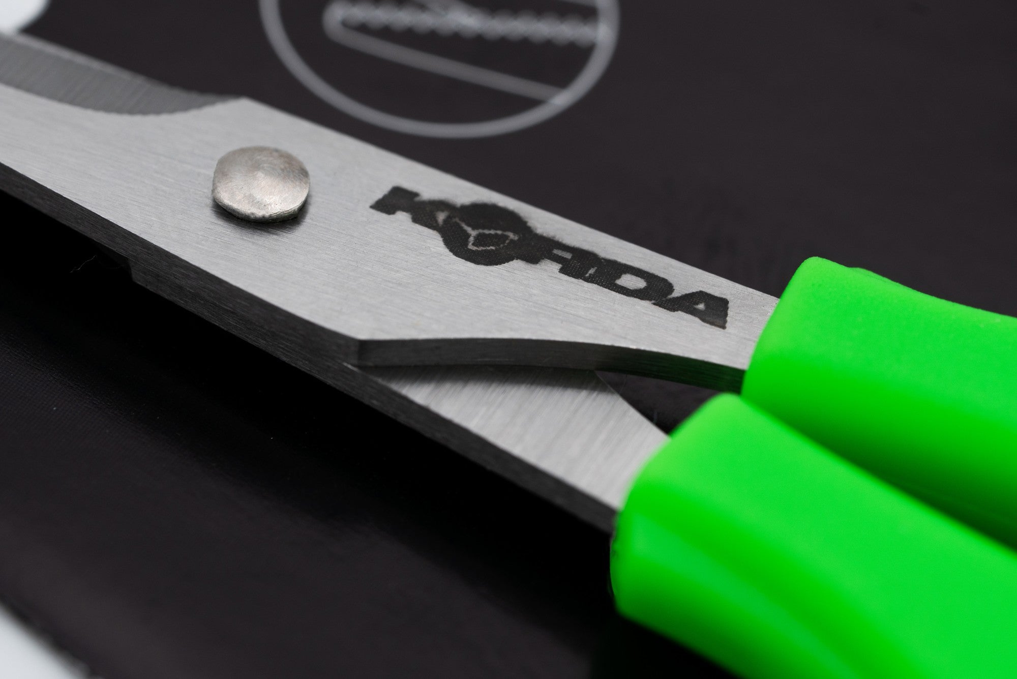 Korda - Razor Blade Scissors